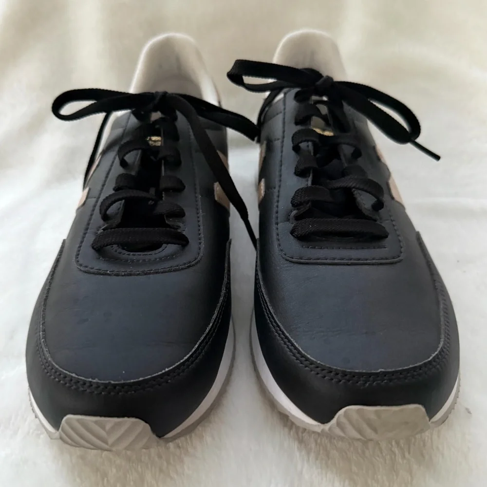 New Balance 720 Black Rose Gold Size 11 Sneakers Retro Shoes Trainers